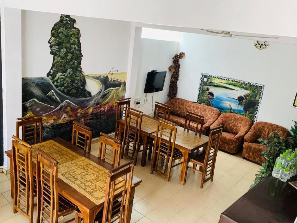 Hotel Siumi Rest Nallathanniya Esterno foto