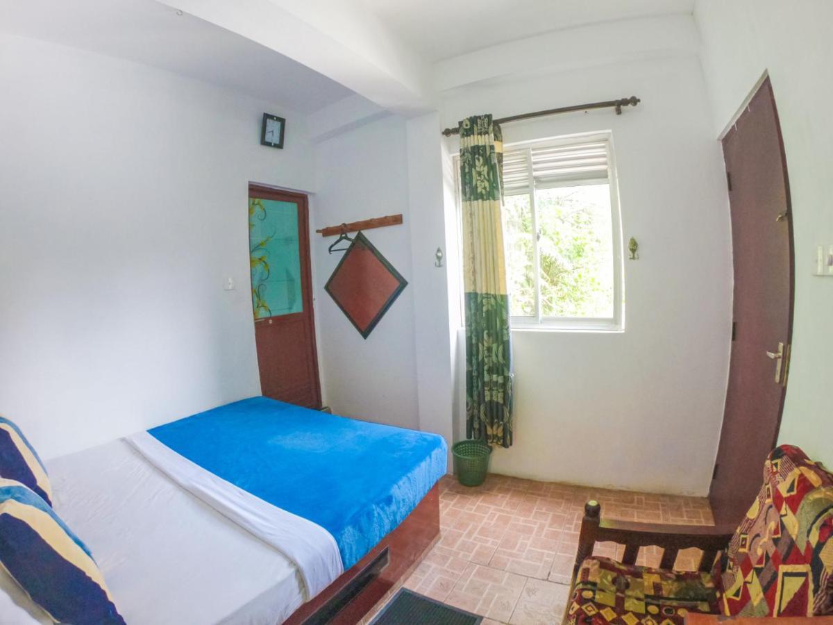 Hotel Siumi Rest Nallathanniya Esterno foto