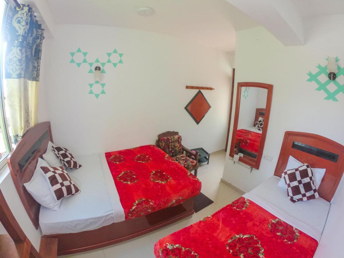 Hotel Siumi Rest Nallathanniya Esterno foto